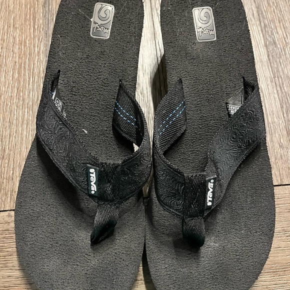Teva wedge flip flops - Picture 3 of 5